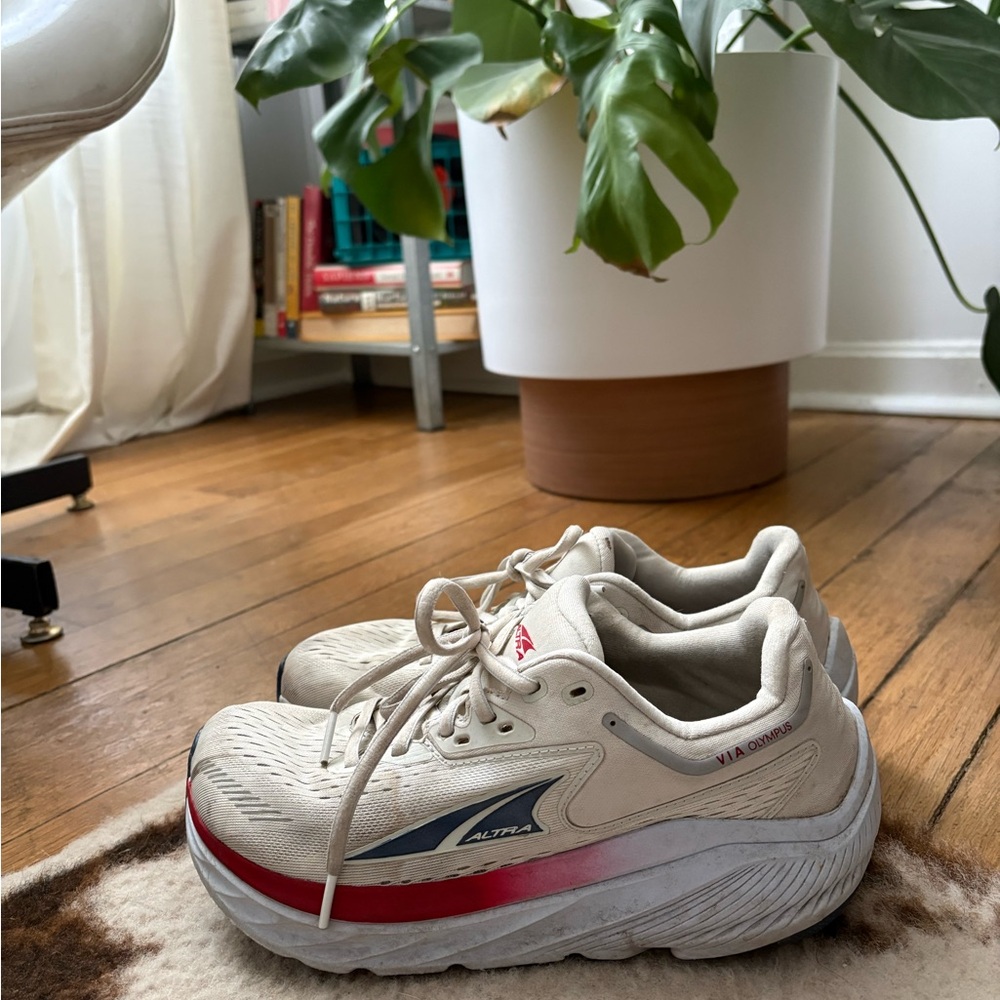 Altra Via Olympus Cream White Running Shoes with Red and Blue Accents